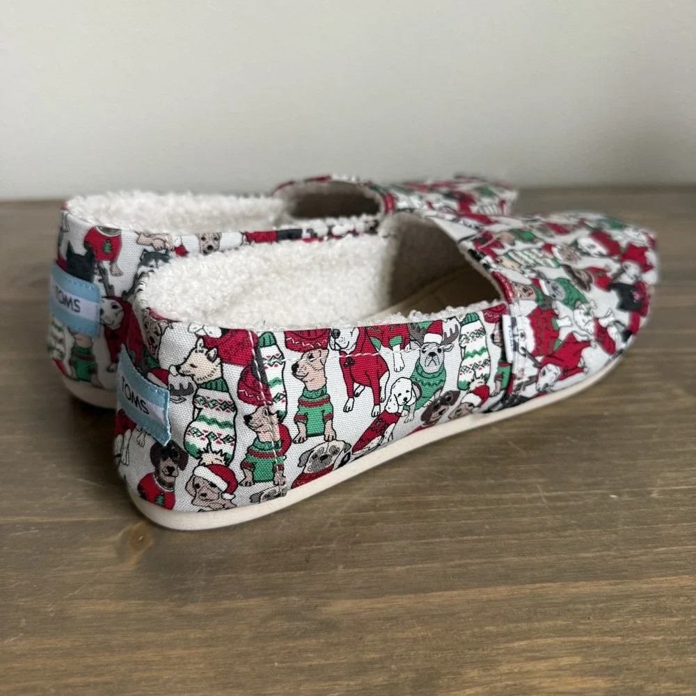 Toms Womens 7.5 Belmont Glacier Holiday Sweater Dogs Slip Ons Flats Fleece Lined